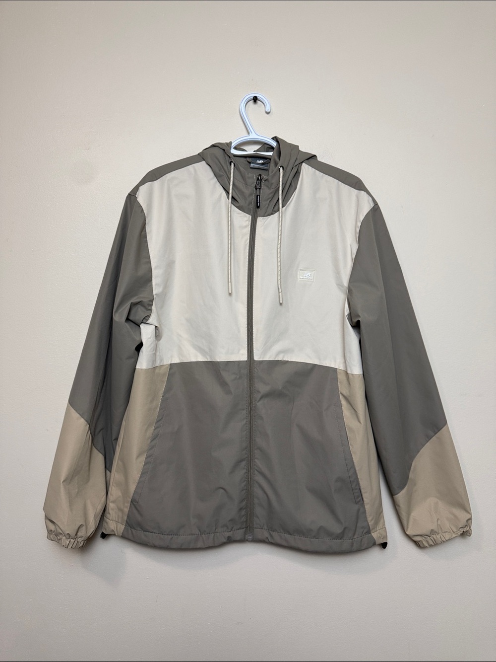 New Balance Men's Colorblock Windbreaker Jacket size M